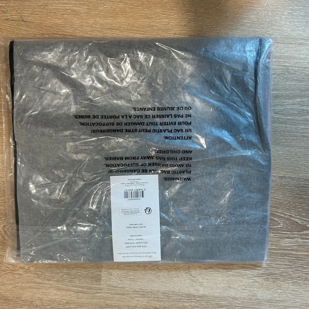 Dior Black Mesh Tote Bag - Picture 3 of 4